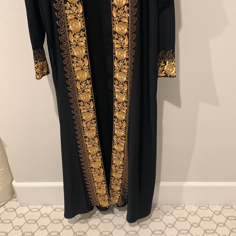 Black and Gold Abaya - Size 58 - S/M